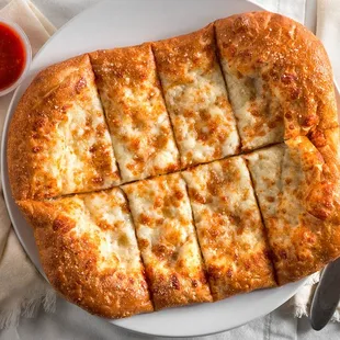 sliced pizza on a plate