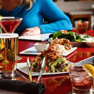 Drinks and Bite at great prices. 

Happy Hour from 3-6pm everyday! Great prices on beers $2, Bites $7, Drinks $5