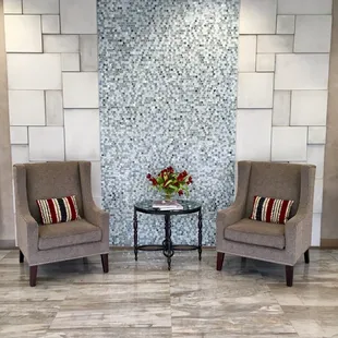 Arto brick Roman Cladding with Lunada bay pamukkale on the wall and stonewood Robus polished on the floor