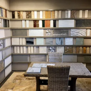 Multiple choices in natural stones and granites, travertine scabas Versailles pattern on floor