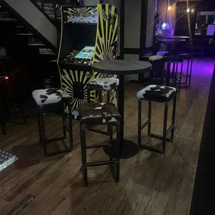 I love the decor