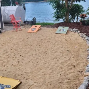 Outdoor cornhole
