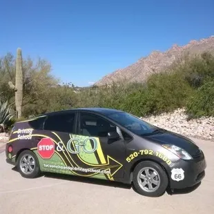 Attention all aspiring drivers! Do you want to learn how to drive safely and confidently on the road? Look no further!