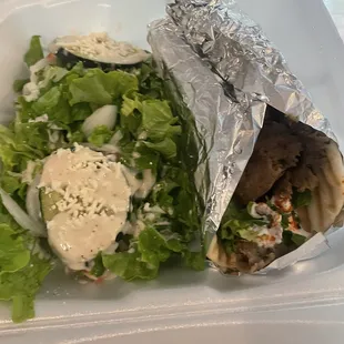 The gyro used to Carly have enough gyro to look like a real gyro, this is a pathetic nan taco now, that&apos;s not a gyro