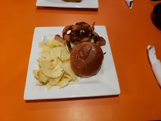 CrossTown Bar & Grill