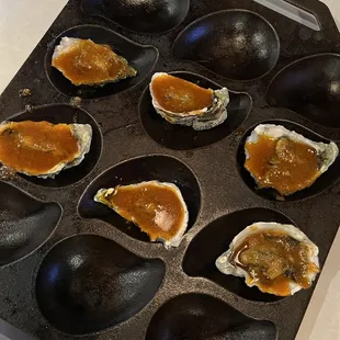 Six baked oysters