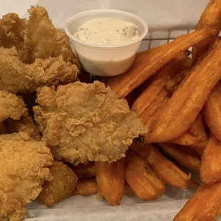 Fried Catfish Basket w/ Sweet Potato Fries