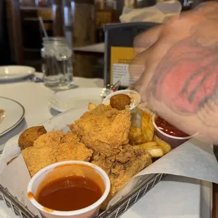 Catfish basket cajun fries