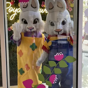 Easter time at the Royal Hawaiian shopping center 2021