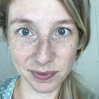 Sarah R.