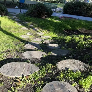 Mosaic stepping stones