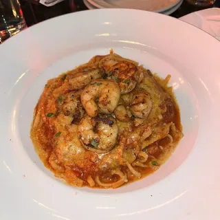 Lulu's Spicy Shrimp Pasta