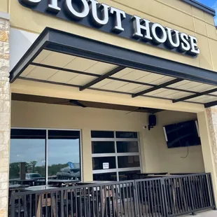 STOUT HOUSE Alamo Ranch
