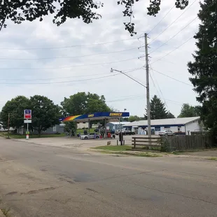 a view of the parking lot