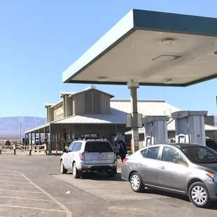 Stovepipe Wells gas station prices as of 11/24/18