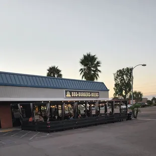 Plenty of outdoor seating