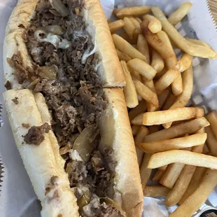 Cheesesteak with fries