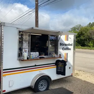 Cutest lil&apos; walkup off Austin Hwy