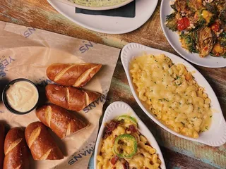 Yeoman's Topgolf Swing Suite