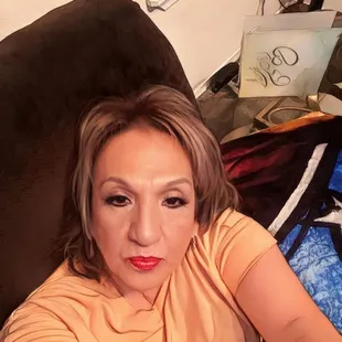 Root retouches cover the grey at an affordable cost