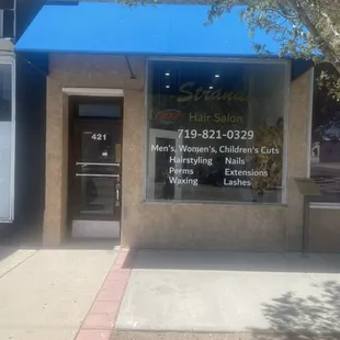 Our store front located at 421 N Sante fe Ave