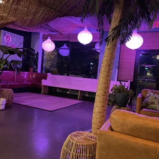 Atmosphere was all tiki bar vibes and the waitstaff was hip