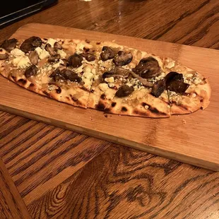 Fungi flatbread