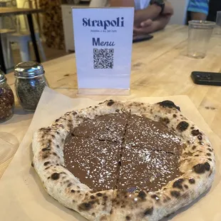 Nutella pizza