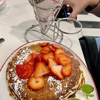 BUTTERMILK PANCAKES