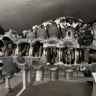 Cool engine
