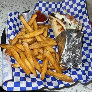 CHICKEN GYRO SANDWICH "LUNCH"