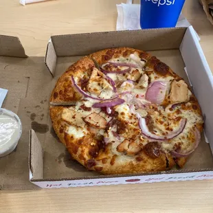 Personal pizza-lunch special--w/white sauce, chicken, bacon and onion