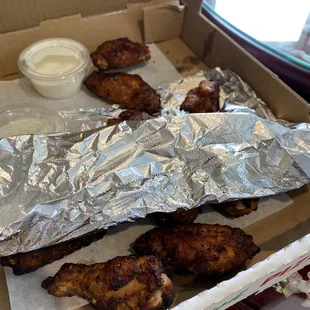 Regular Chicken Wings (Garlic Parmesan &amp; Lemon Pepper)