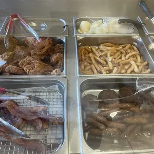 Hot food dine in or carry out