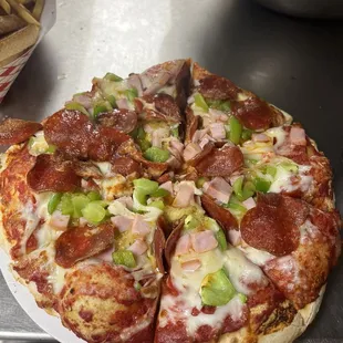 Non kosher pizza. Hahhaha