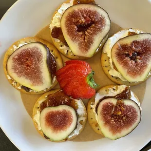 Fresh fig and goat cheese