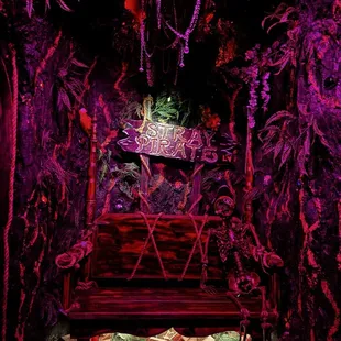 The treasure chest photo area