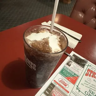 Streamliner Suicide, Coke with marshmallow fluff. Taste like  Vanilla Coke.