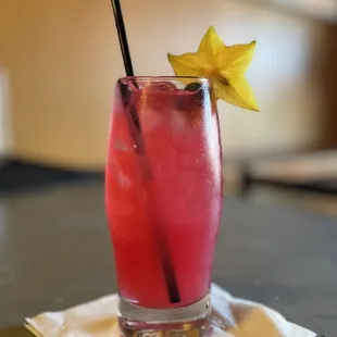 Mixed Berry Lemonade Cocktail