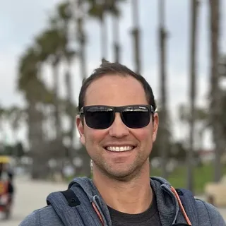 Alex F.