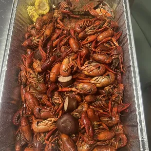 5lbs of crawfish, blue crabs, corn, potatoes, and sausage