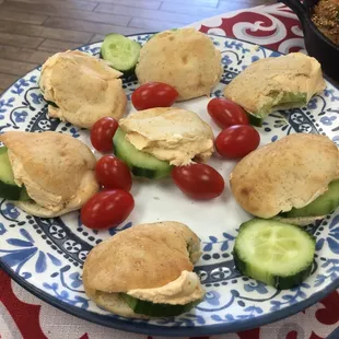 Mish with cumber on pita bread