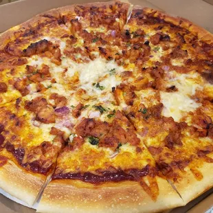 Manchurian chicken pizza