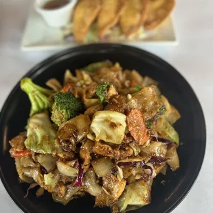 Pad See Ew with Chicken and Crab Wontons