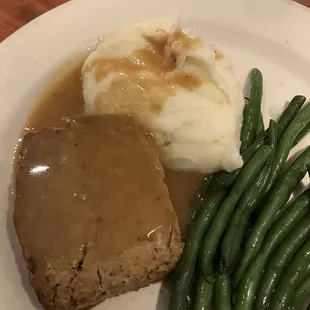 Meatloaf plate. Yum.