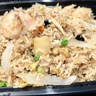 Pineapple fried rice with chicken and shrimp 26. Pineapple Fried Rice