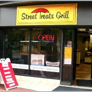 Street Treats Grill