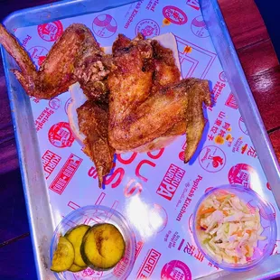 Fried chicken wings