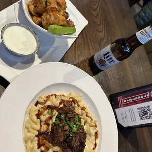 BBQ Mc and cheese and honey spicy wings