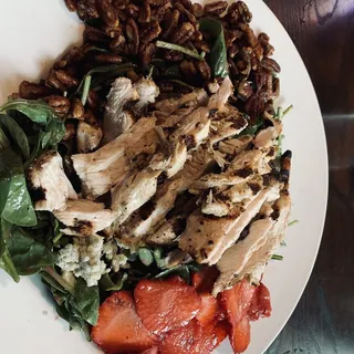 Chicken Berry Pecan Salad